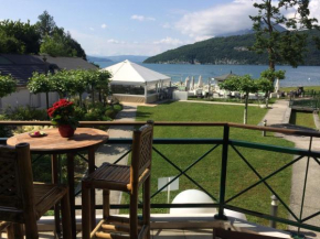 la baie des voiles ,vue lac d'Annecy ,plage privée